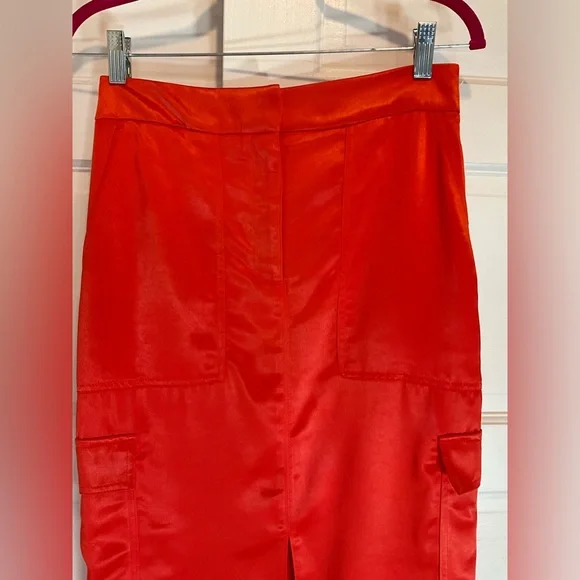 HOUSE OF HARLOW CARGO SKIRT - Picture 5 of 15